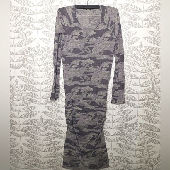 Monrow Camo Dress Midi Ruched Shirred Scoop Neck - Picture 1 of 7